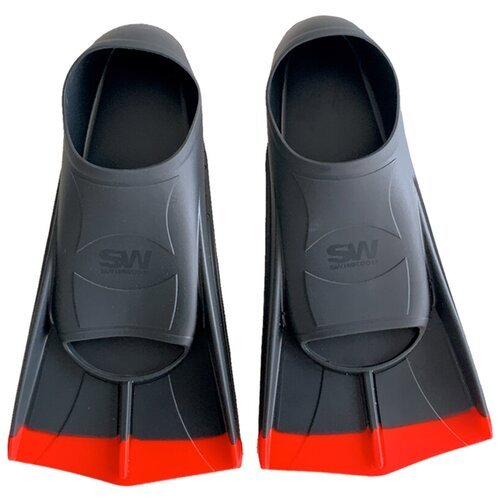 Силиконовые короткие ласты для плавания / бассейна SwimRoom 'Short Fins', Размер 42-44, Цвет черный с красным