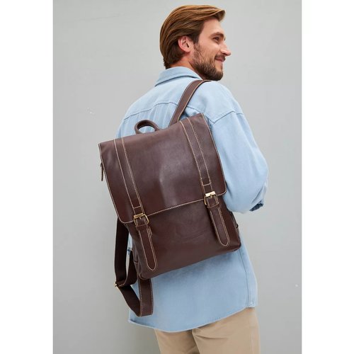 Рюкзак кожаный мужской городской для ноутбука Capsa с 3 наружными карманами и клапаном, коричневый